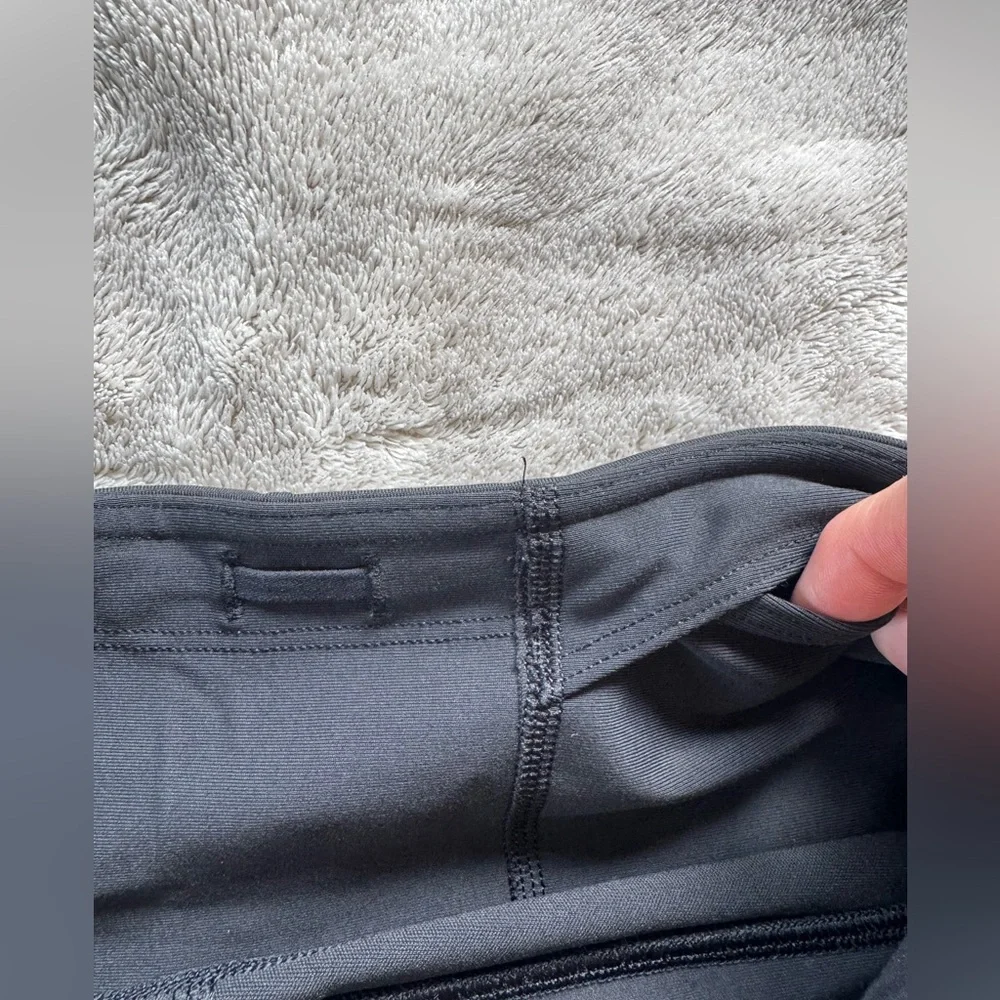 Athleta Black Cropped Leggings - Picture 5 of 7